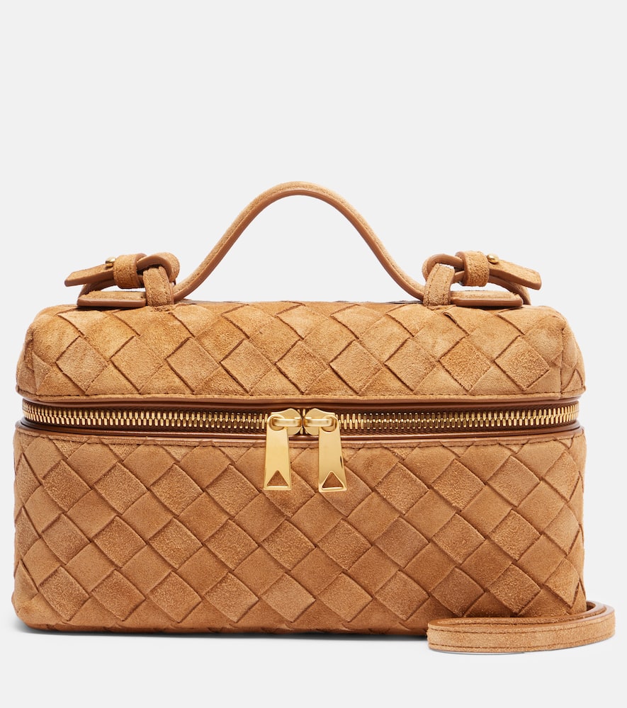 Bottega Veneta Bang Bang Intrecciato Suede Vanity Case In Brown