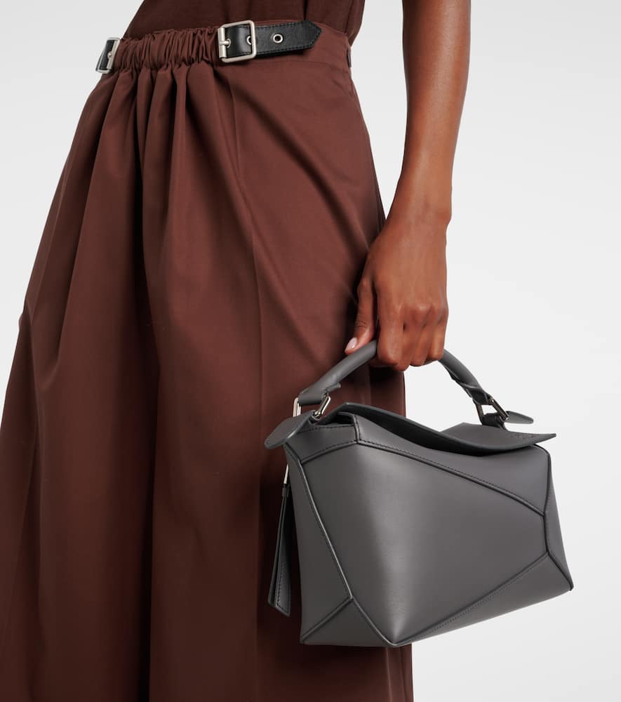 Loewe Puzzle Edge Small Leather Shoulder Bag In Gray