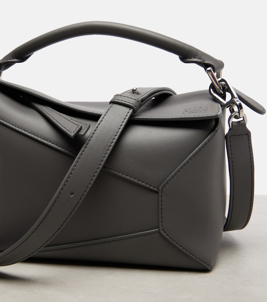 Loewe Puzzle Edge Small Leather Shoulder Bag In Gray