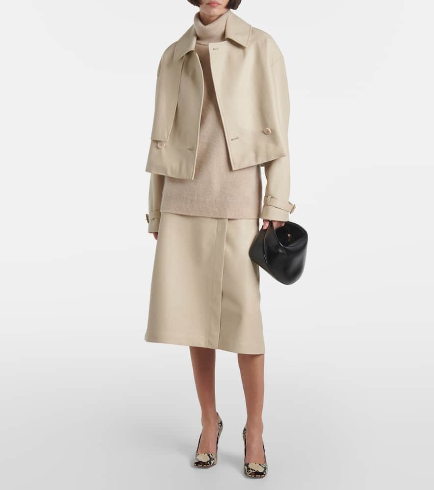 Joseph Cropped Leather Jacket In Neutral