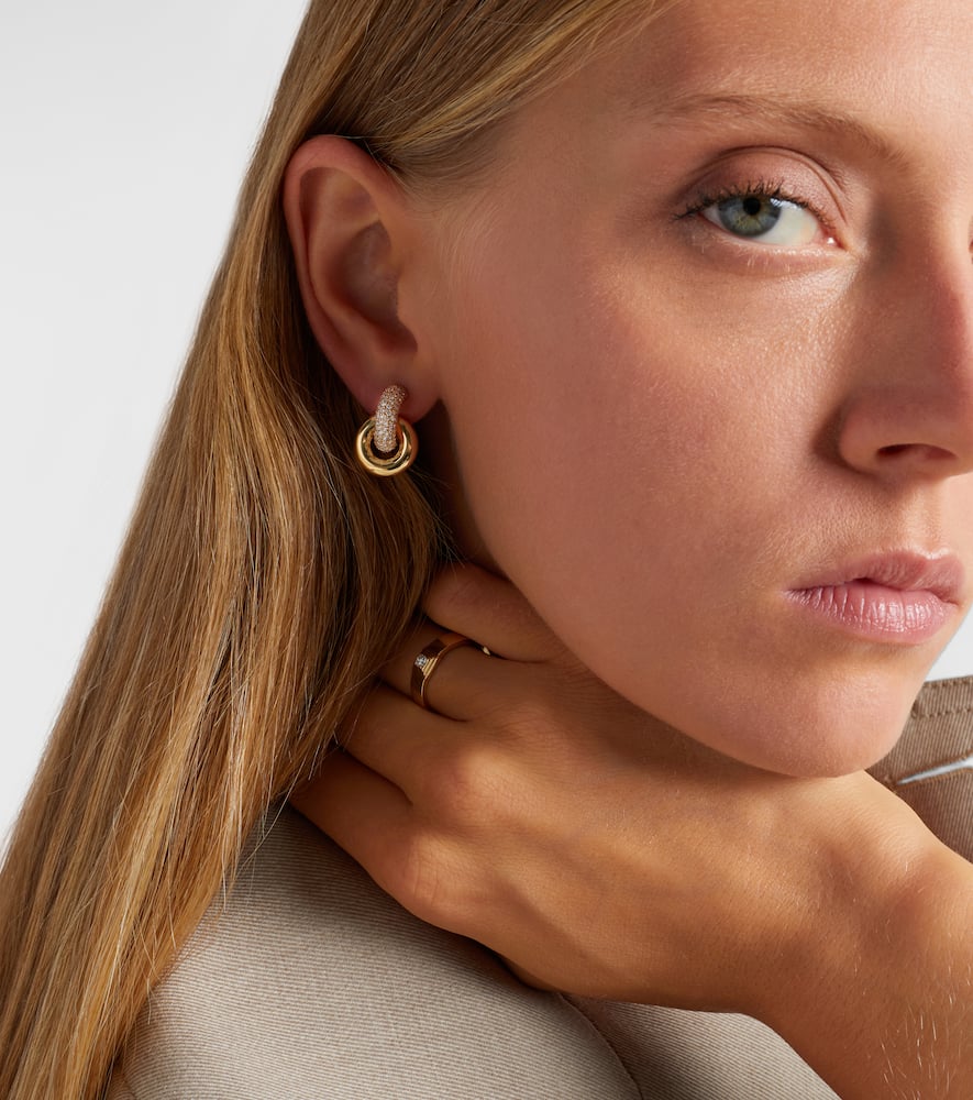 Stone And Strand Buoy 14kt Gold Huggie Earrings With Diamonds In Gold