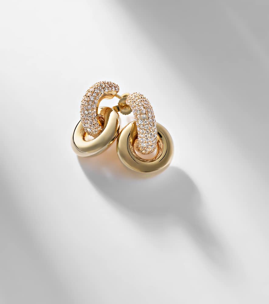 Stone And Strand Buoy 14kt Gold Huggie Earrings With Diamonds In Gold