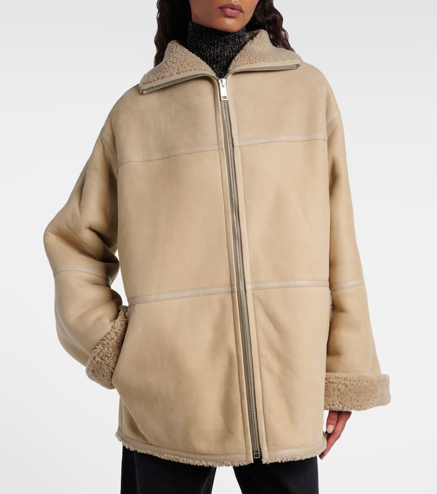 Yves Salomon Reversible Leather And Shearling Jacket In Neutral
