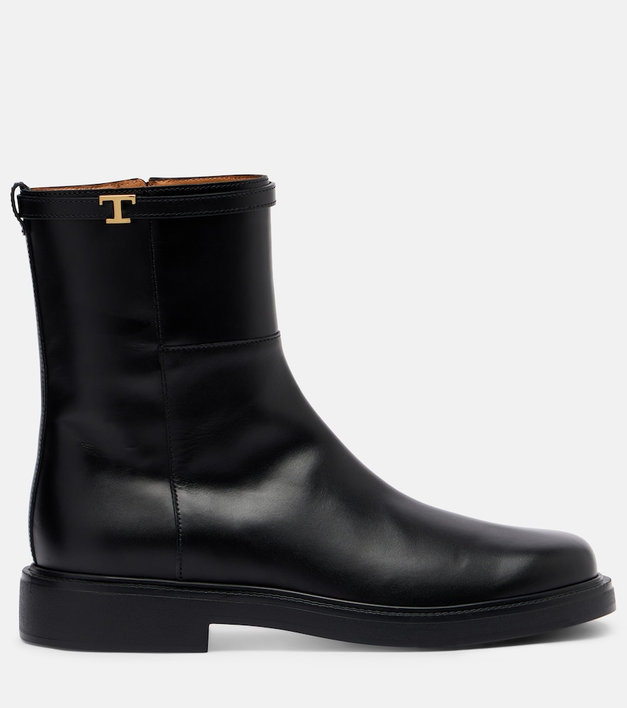  Tod's Tod's Leather Ankle Boots 