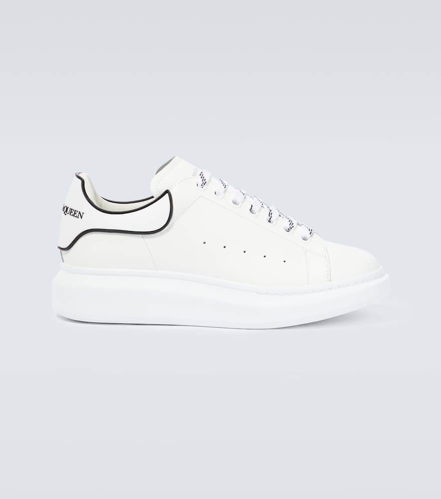 Alexander Mcqueen Larry Leather Sneakers In White/white/black