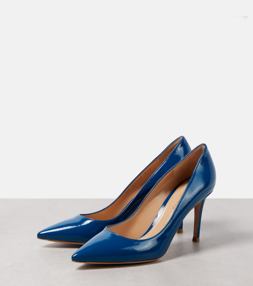 Gianvito Rossi Blue Pointed Toe Pumps In Blue
