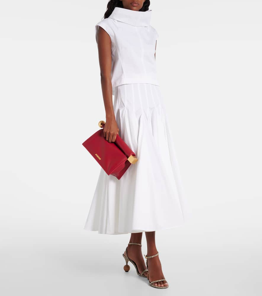 Jacquemus La Pochette Rond Carré Small Leather Clutch In Burgundy