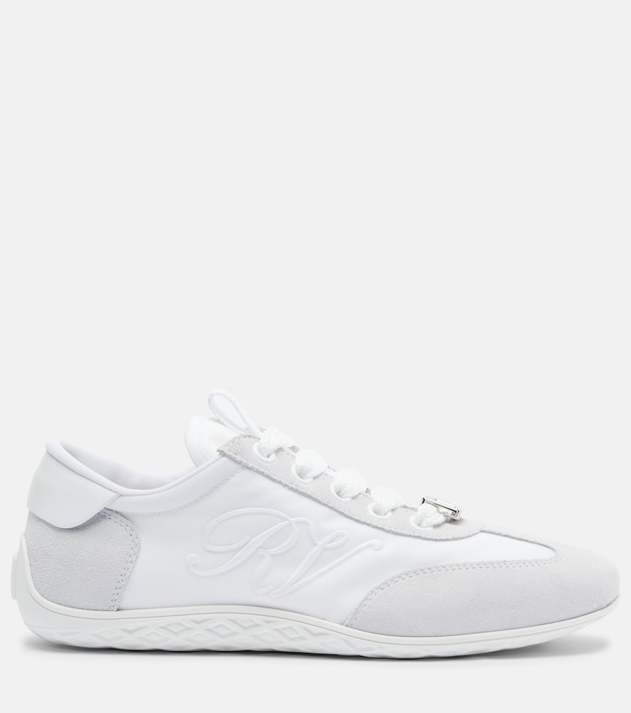 Roger Vivier Low-top Sneakers Metal Eyelets Rubber Sole Suede Panels In White