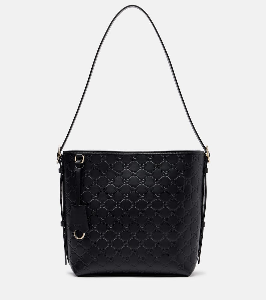 Gucci Emblem Medium Leather Tote Bag In Black