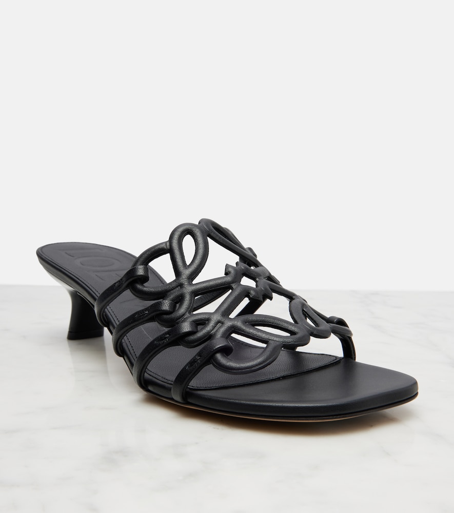  Loewe Loewe Mules Petal De Piel Con Anagrama 