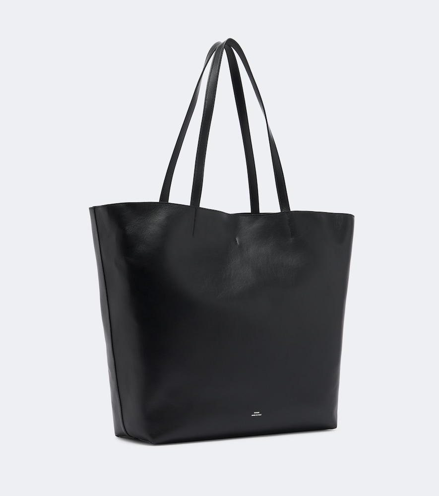 Roam Large Tote Bag