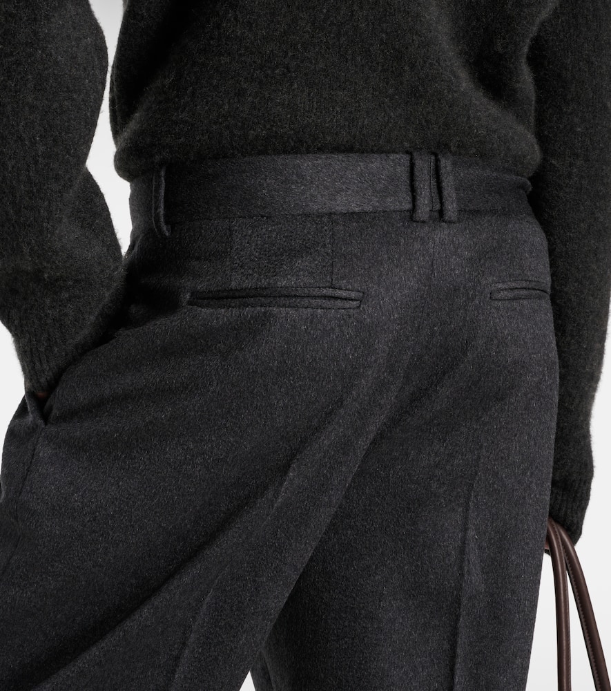 The Row Igor Pleated Straight-leg Pants In Black