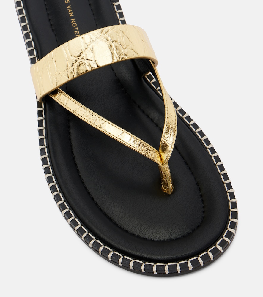  Dries Van Noten Dries Van Noten Croc-effect Leather Thong Sandals 