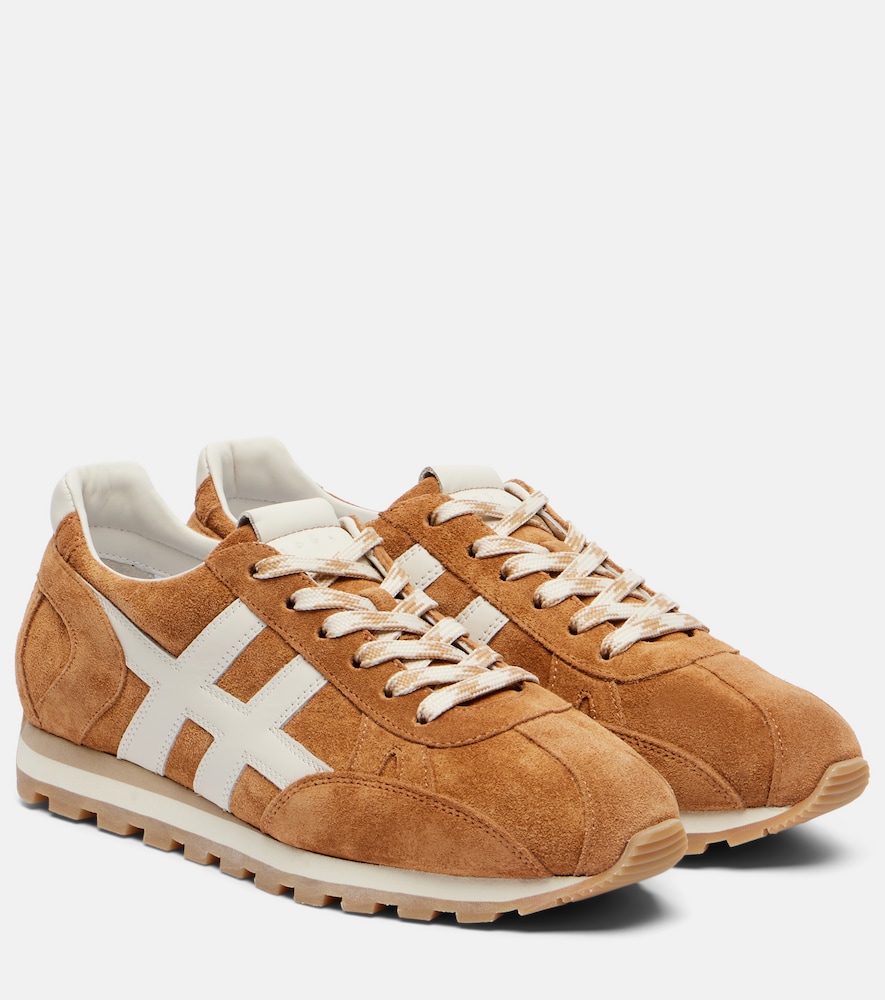 Hogan Baskets 86er en daim 294 €