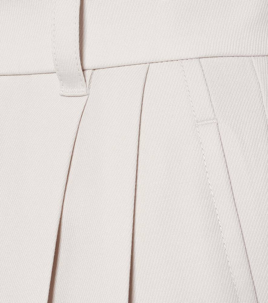 BRUNELLO CUCINELLI VIRGIN WOOL BERMUDA SHORTS,P00489102