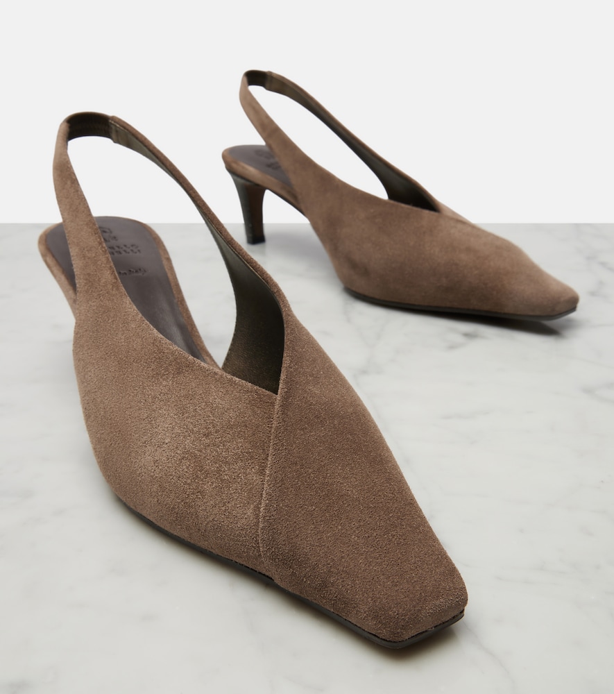  Brunello Cucinelli Brunello Cucinelli Suede Slingback Pumps 