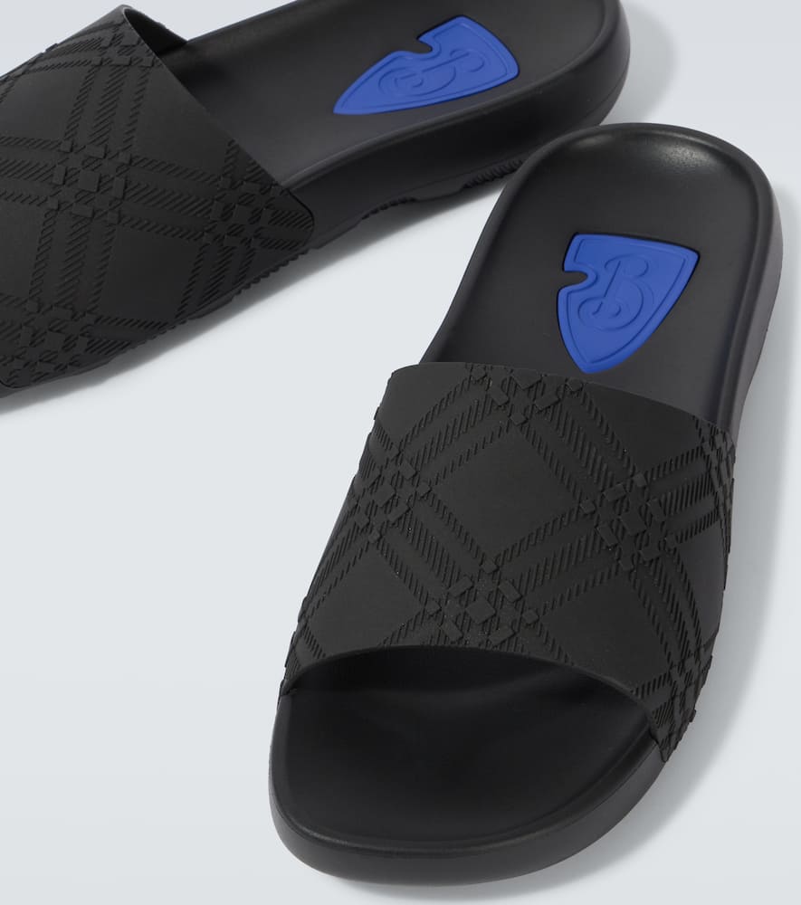 Burberry Textured Strap Black Mules With Cushioned Footbed In Black