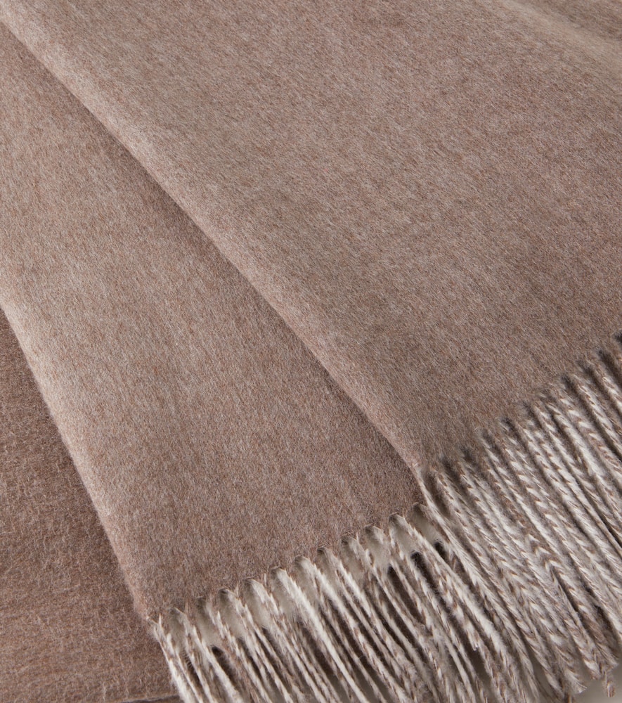 Brunello Cucinelli Silk Blanket In Sand