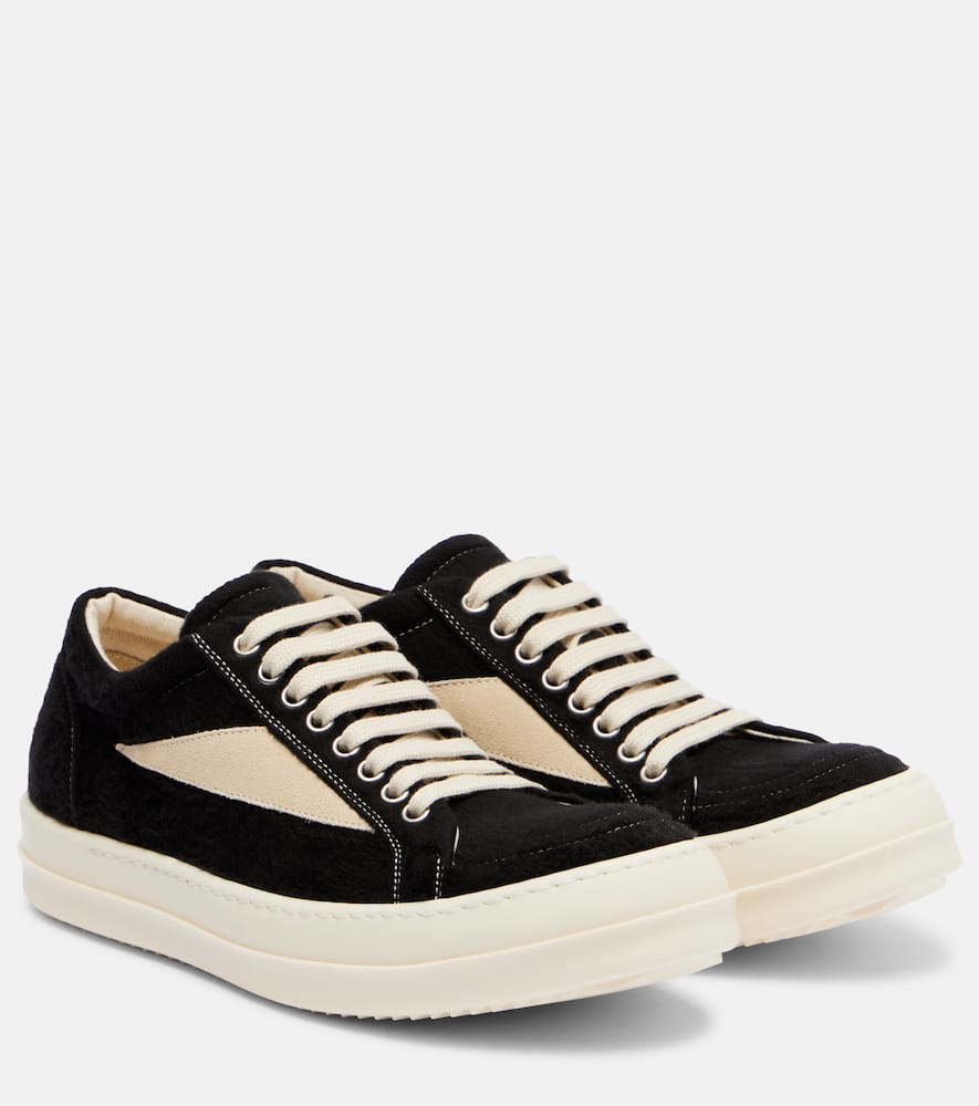 Vintage low-top sneakers