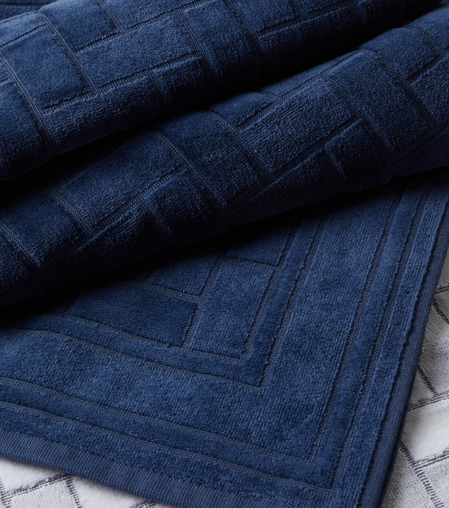  Brioni Brioni Strandhandtuch 