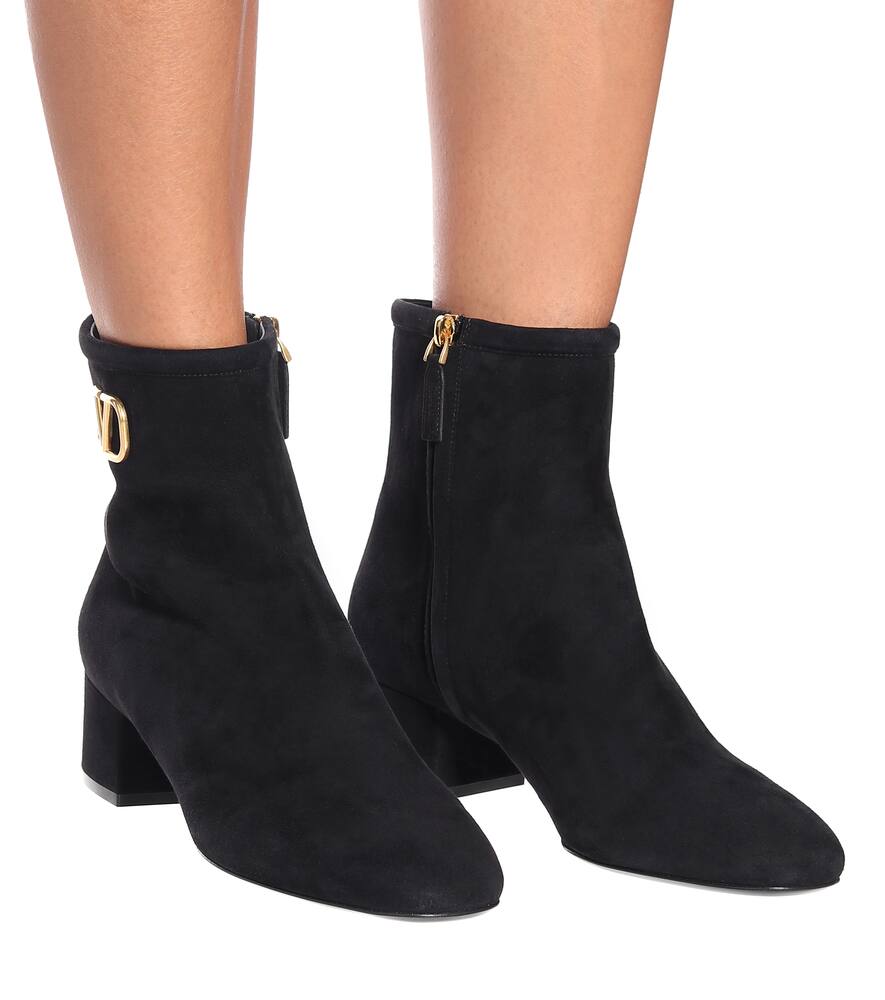 VALENTINO VLOGO SUEDE ANKLE BOOTS,P00436826