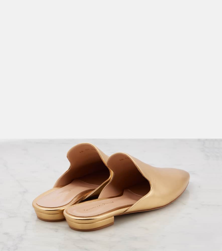 Gianvito Rossi Metallic Leather Mules In Gold