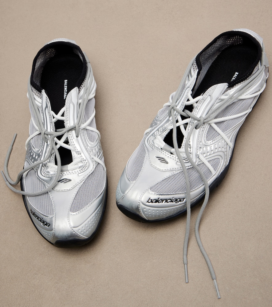 Radar Sneakers