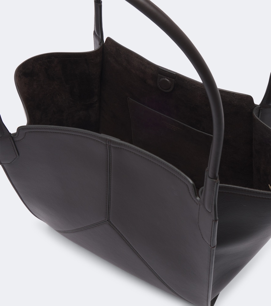 Victoria Medium Tote Bag