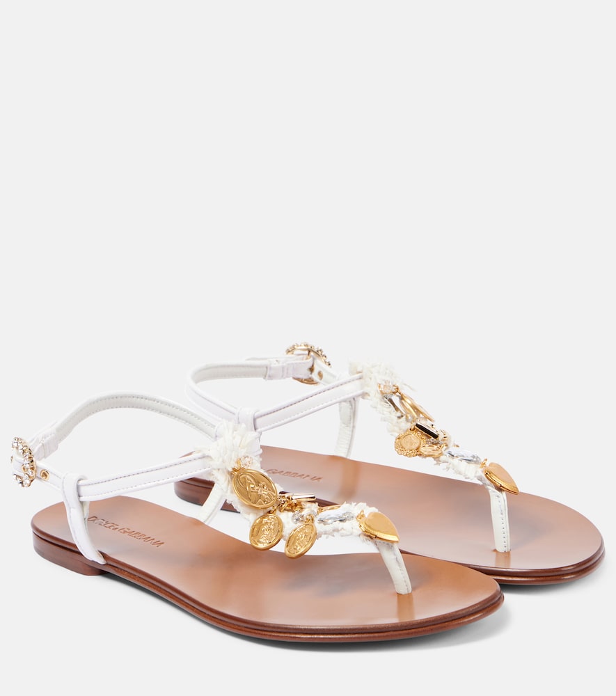 DolceGabbana Sandales en cuir ornements 626 €