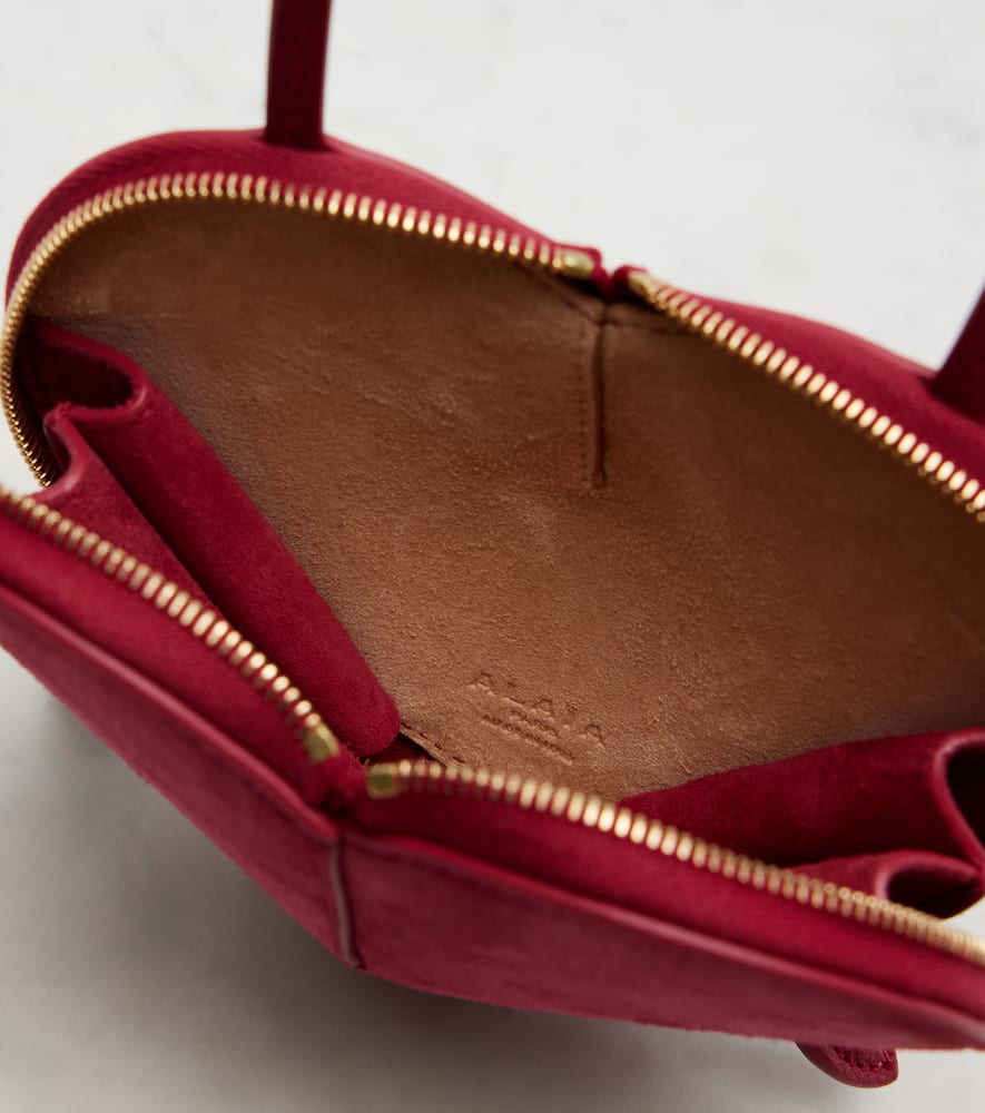 Alaïa Shoulder Bag Heart Shape Suede Leather In Pink