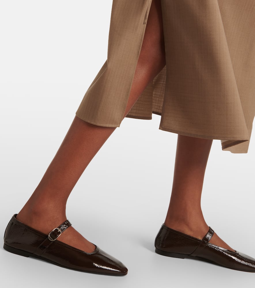 Shop Le Monde Beryl Le Monde Béryl Patent Leather Mary Jane Pumps In Brown