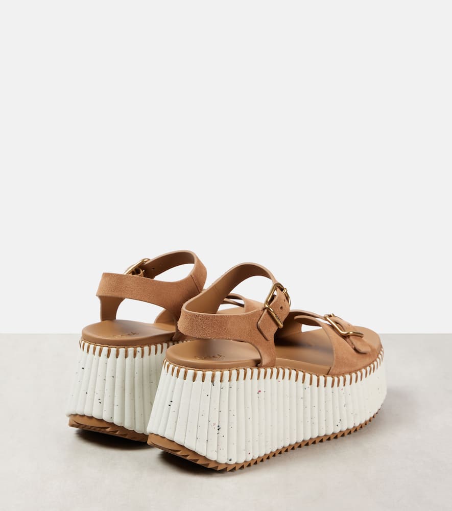 Chloé Platform Sandals With Textured Sole And Round Toe In Brown