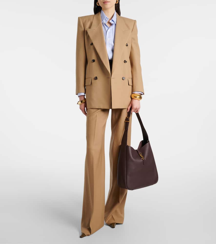 Saint Laurent Le 5 À 7 Large Leather Shoulder Bag In Brown