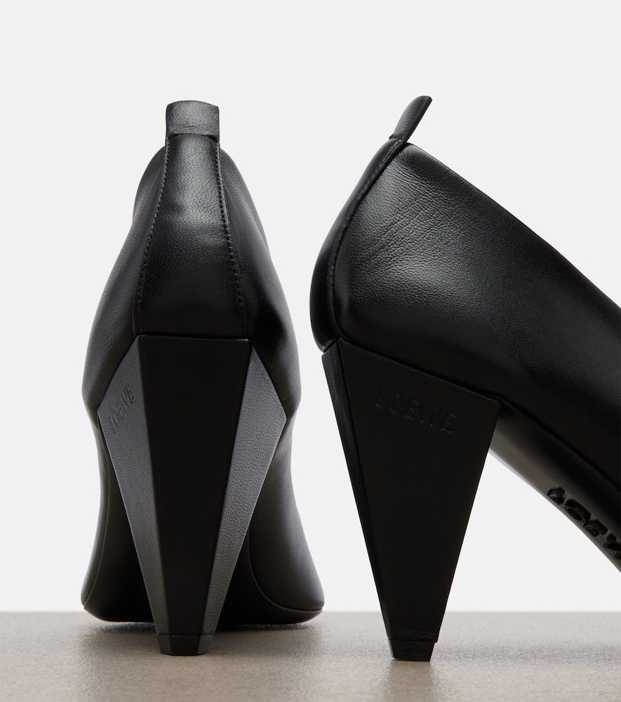 Origami Cubic Leather Pumps
