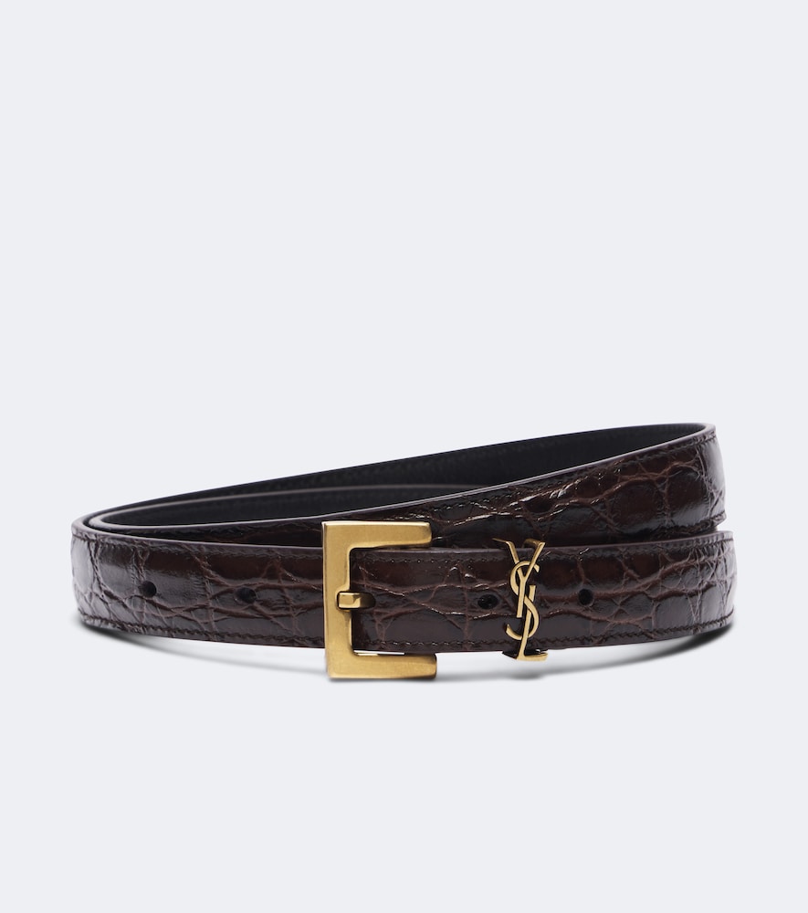 Saint Laurent Ceinture Cassandre en cuir faon croco 490 €