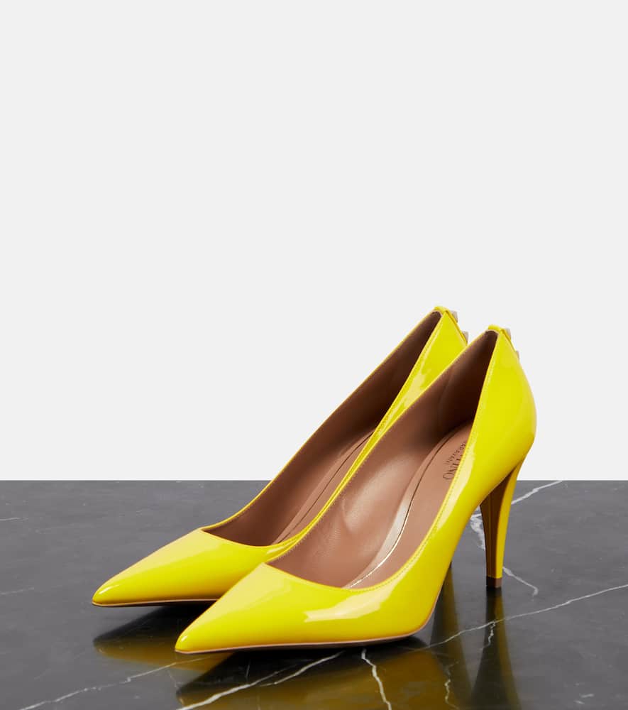 VALENTINO GARAVANI ROCKSTUD PATENT LEATHER PUMPS 