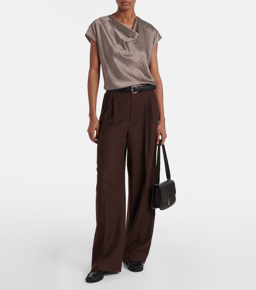 Vince Houndstooth Silk Top In Brown