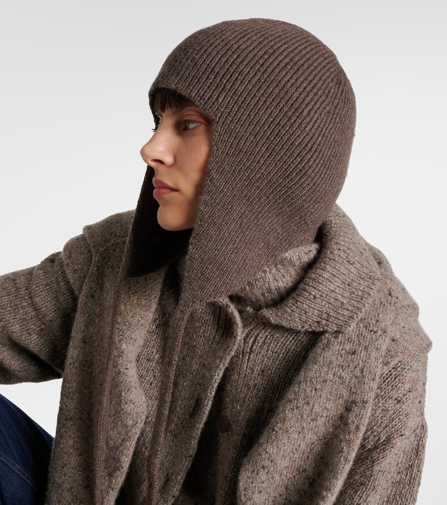 The Row Soizic Ribbed-knit Cashmere Hat In Neutral