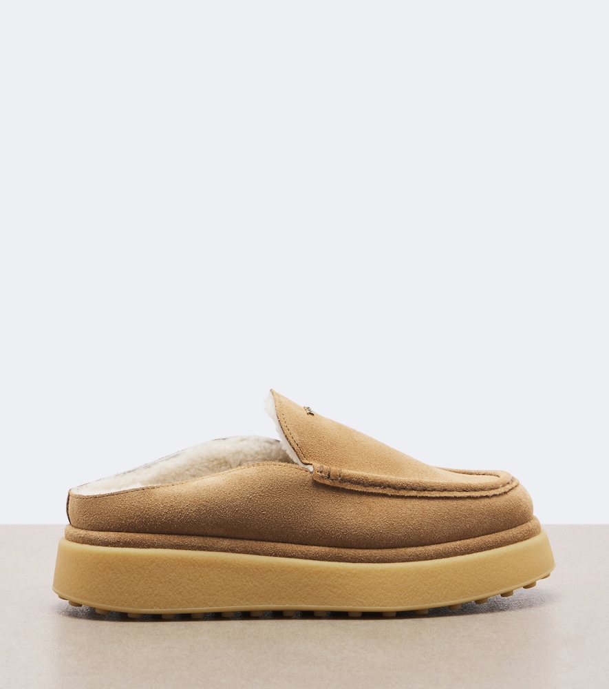 Gommino® Suede Platform Mules