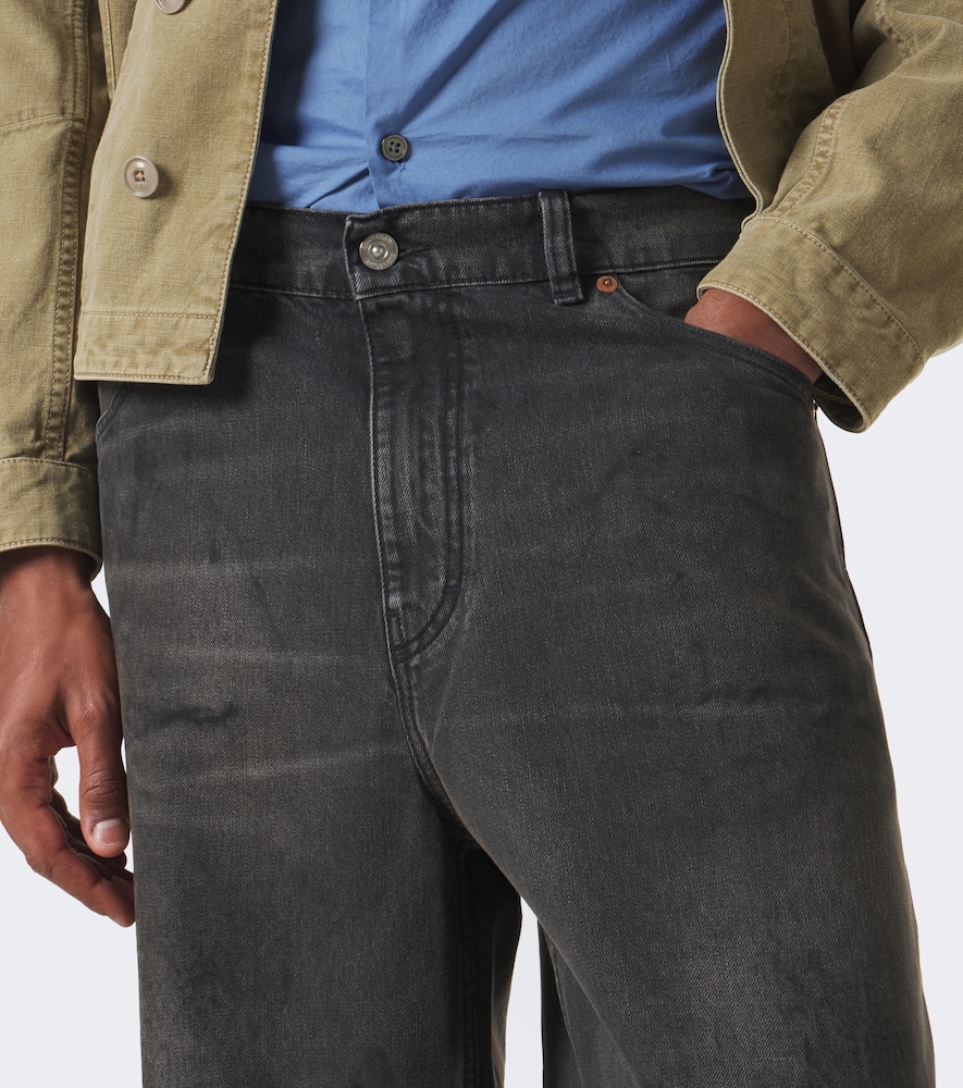 Vast Cut Faded Wide-Leg Jeans
