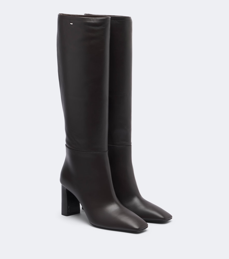 Max Mara Bottes en cuir 1000 €