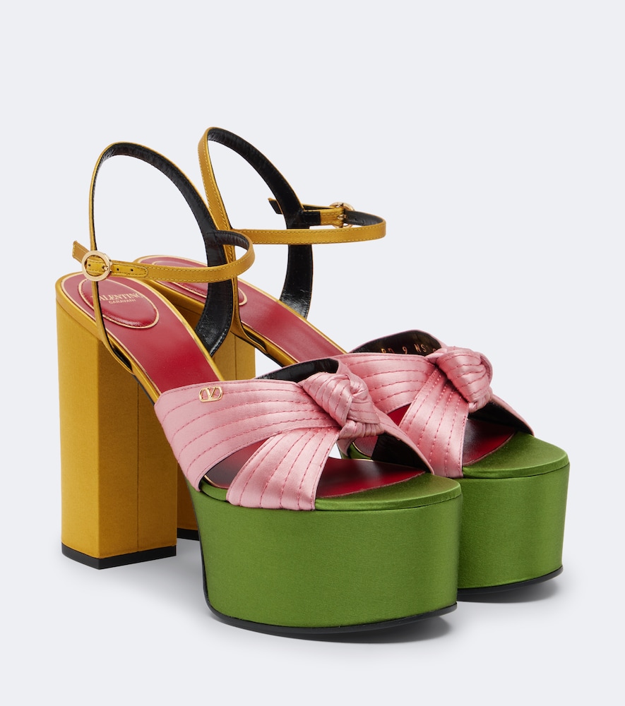 Plateausandalen Crasher aus Satin