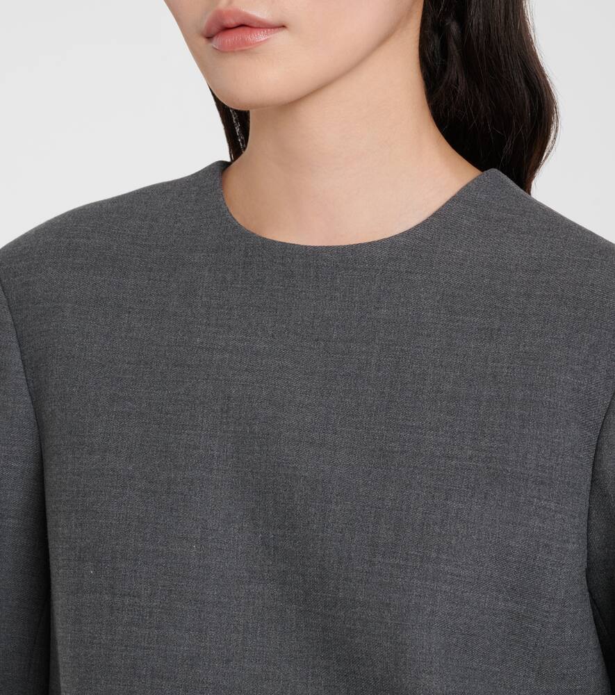 Totême Round-neck Top In Grey