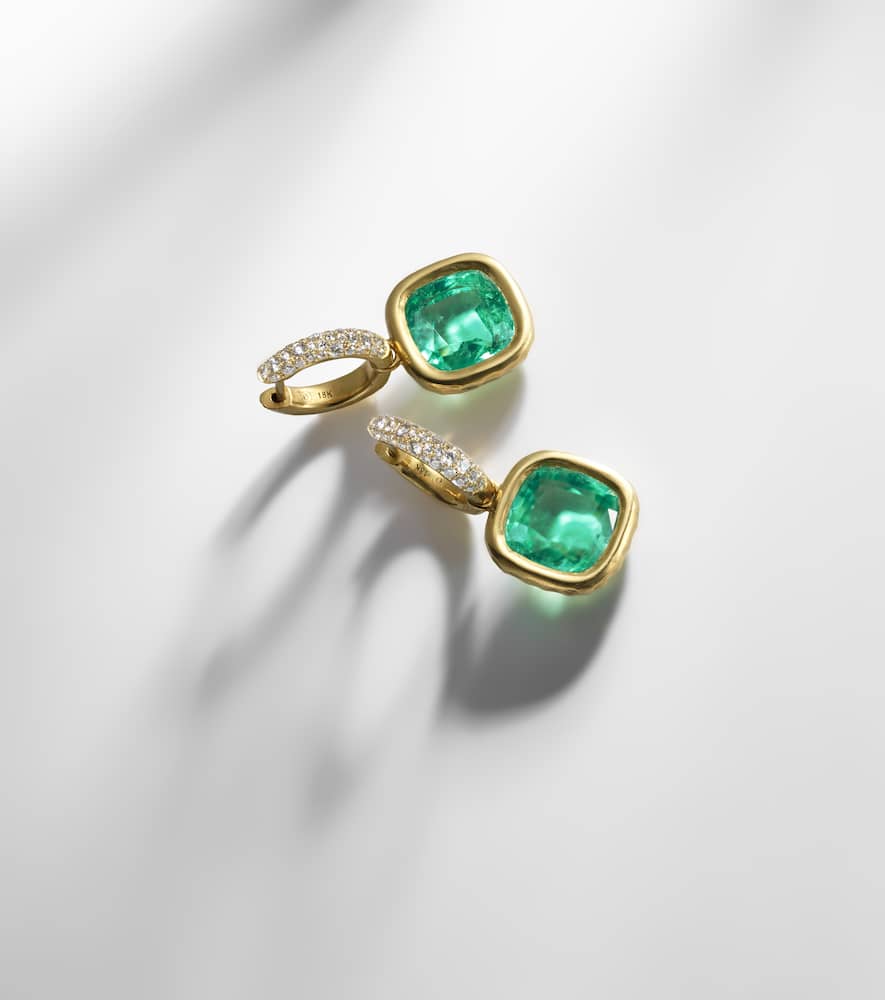 Octavia Elizabeth 18kt Gold Huggie Earrings With Emeralds And Diamonds In Gold