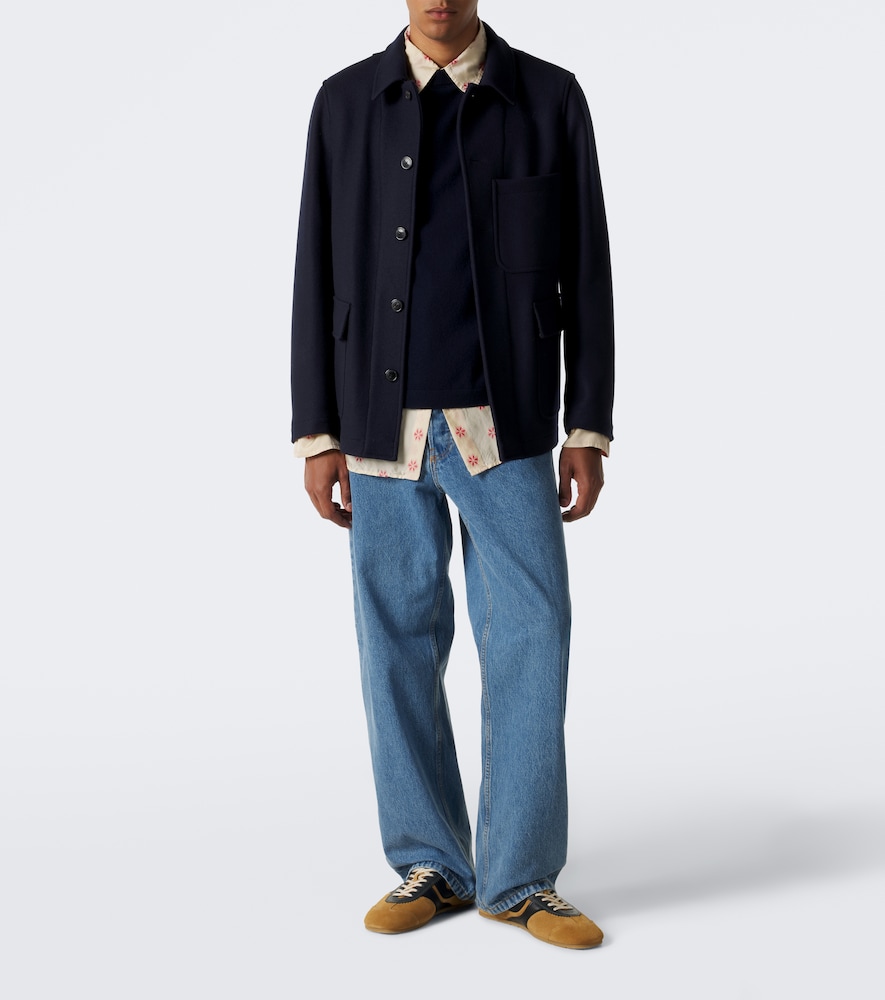 Wide-Leg Jeans