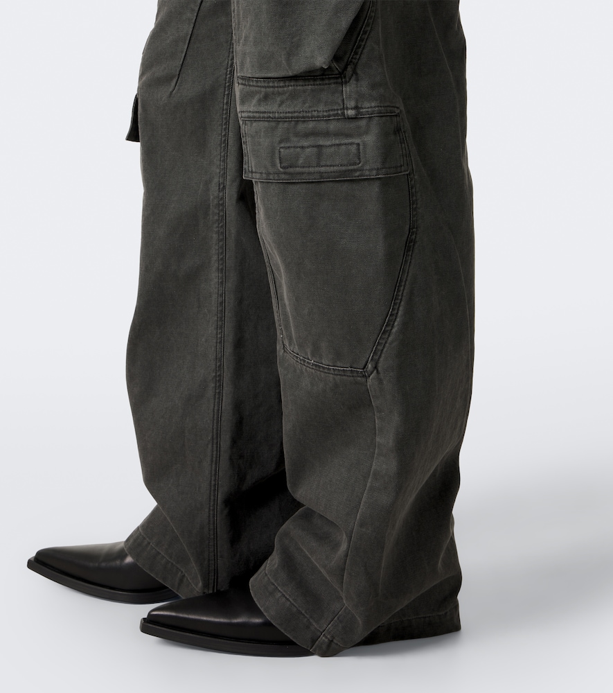 Double Cargo Jeans