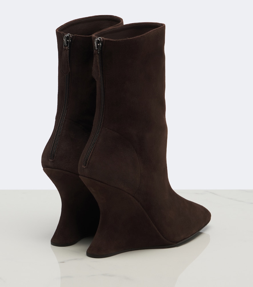 Amore Ankle Boots