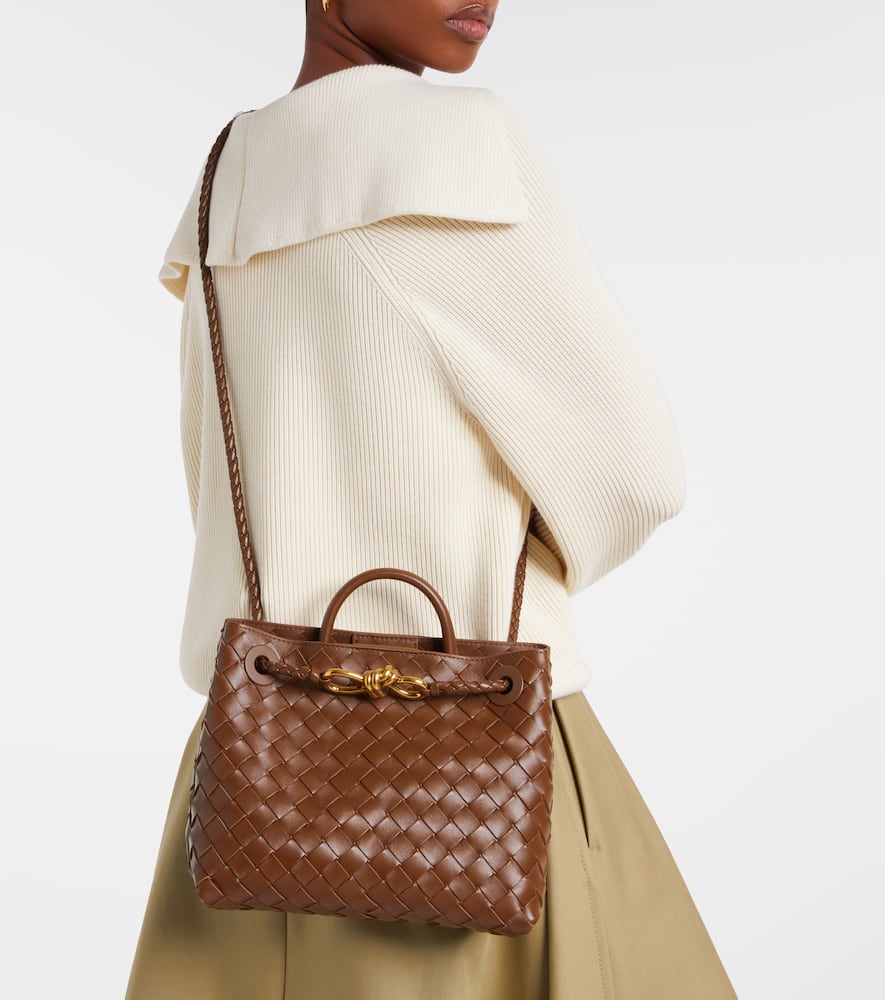Bottega Veneta Andiamo Intrecciato Small Leather Tote Bag In Brown