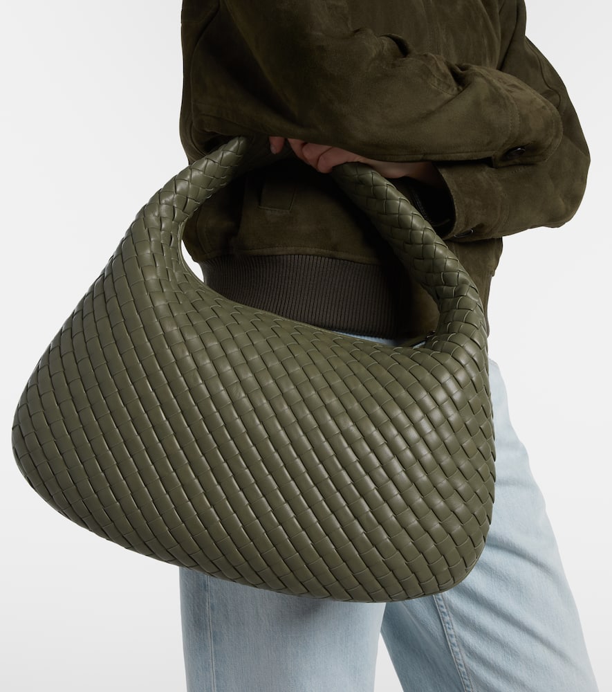 Bottega Veneta Veneta Intrecciato Medium Leather Shoulder Bag In Green