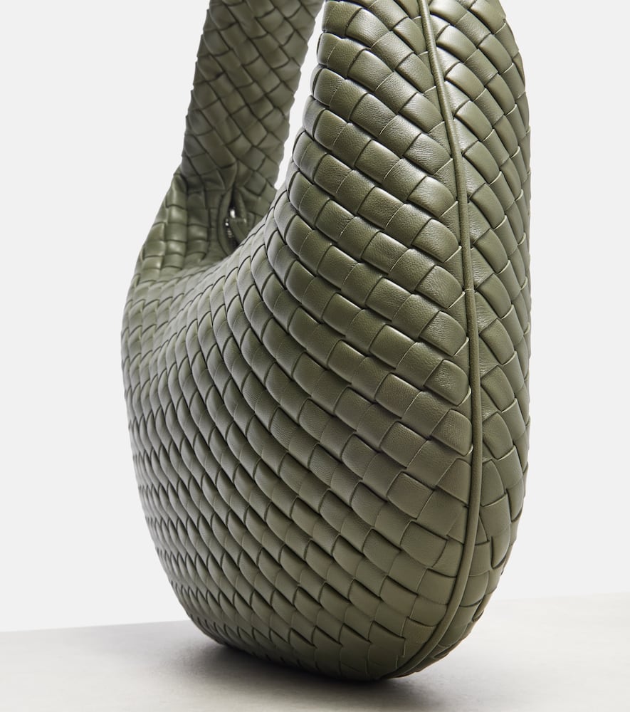 Bottega Veneta Veneta Intrecciato Medium Leather Shoulder Bag In Green